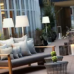 Renaissance Republique & 5* Paris
