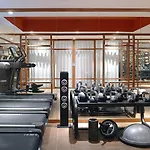 Renaissance Republique & Hotel 5*