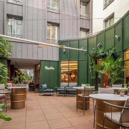 Renaissance Republique Hotel&spa Hotel