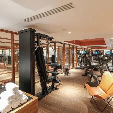Renaissance Republique Hotel&spa Hotel 5*
