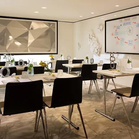 Renaissance Republique Hotel&spa Paris