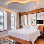 Renaissance Republique & Szálloda 5*