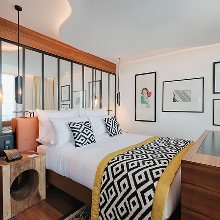 Renaissance Republique & Hotel Paryż