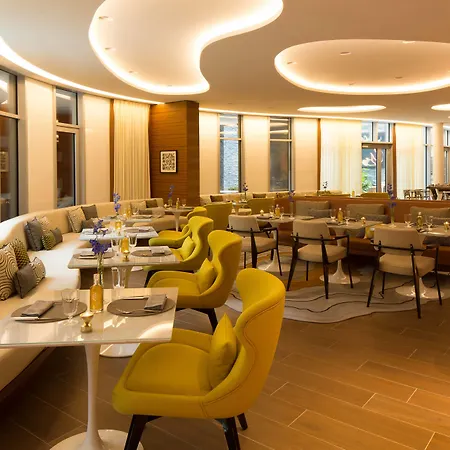 Renaissance Republique & Hotel Paryż