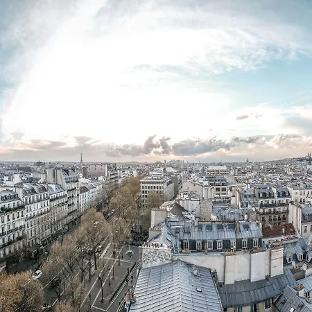 Renaissance Republique & Hotel