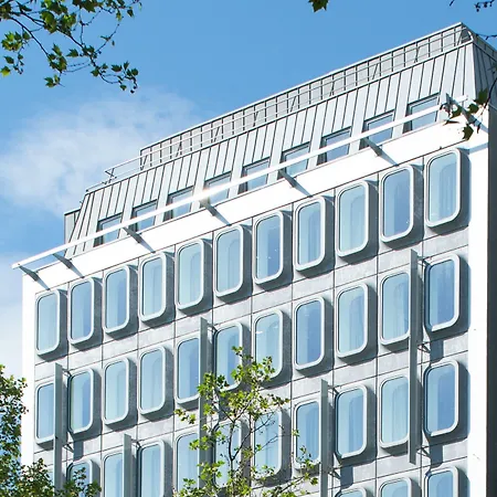 Hotel Renaissance Republique & 5*