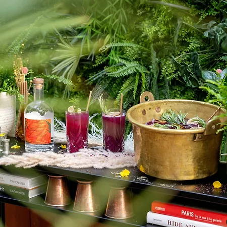 Renaissance Republique & Hotel Paryż