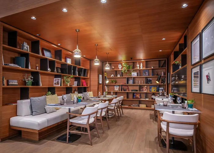 Renaissance Republique & 5* باريس