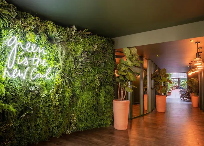 فندق Renaissance Republique & باريس