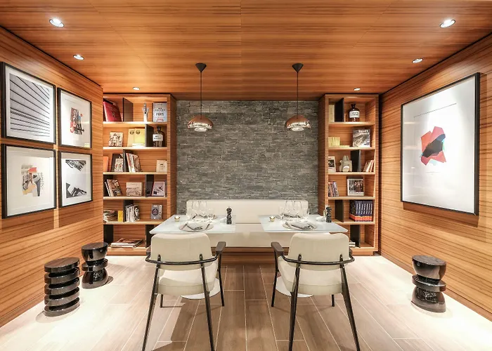 فندق Renaissance Republique & باريس