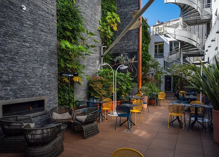 فندق Renaissance Republique & باريس