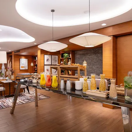 Renaissance Republique Hotel&spa Paris