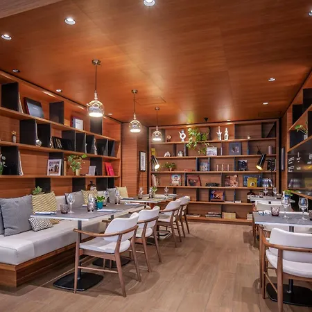 Renaissance Republique Hotel&spa 5* Paris