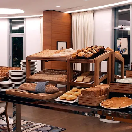 Renaissance Republique Hotel&spa