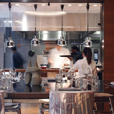 Renaissance Republique Hotel&spa 5* Paris