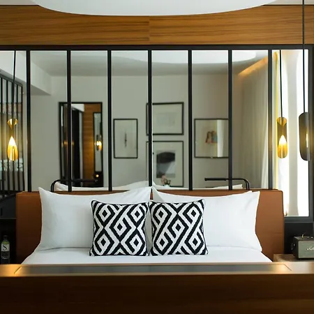 Renaissance Republique Hotel&spa Paris
