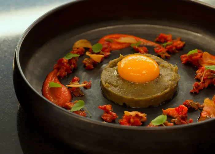 Renaissance Republique & Отель